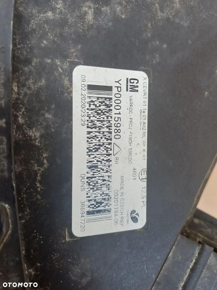 Lampa prawy przód Opel Grandland X YP00015980 Europa - 14