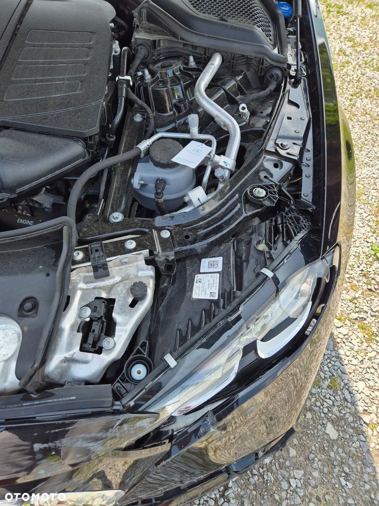 Mercedes-Benz Klasa E 300 9G-TRONIC AMG Line - 9