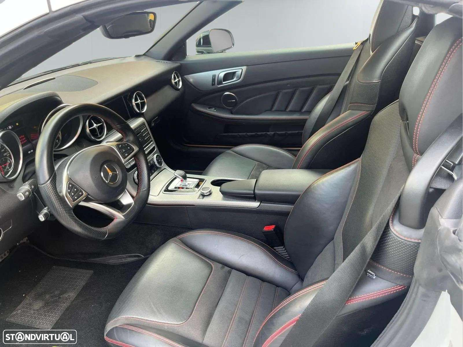Mercedes-Benz SLC 43 AMG - 13