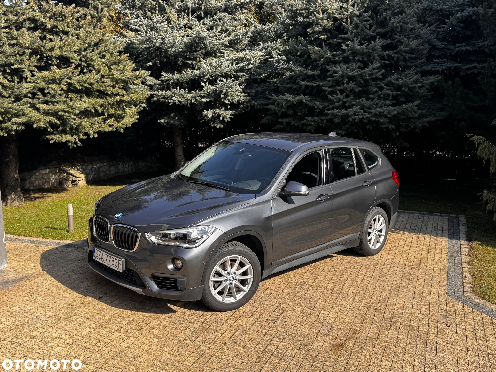 BMW X1 sDrive18i xLine - 13