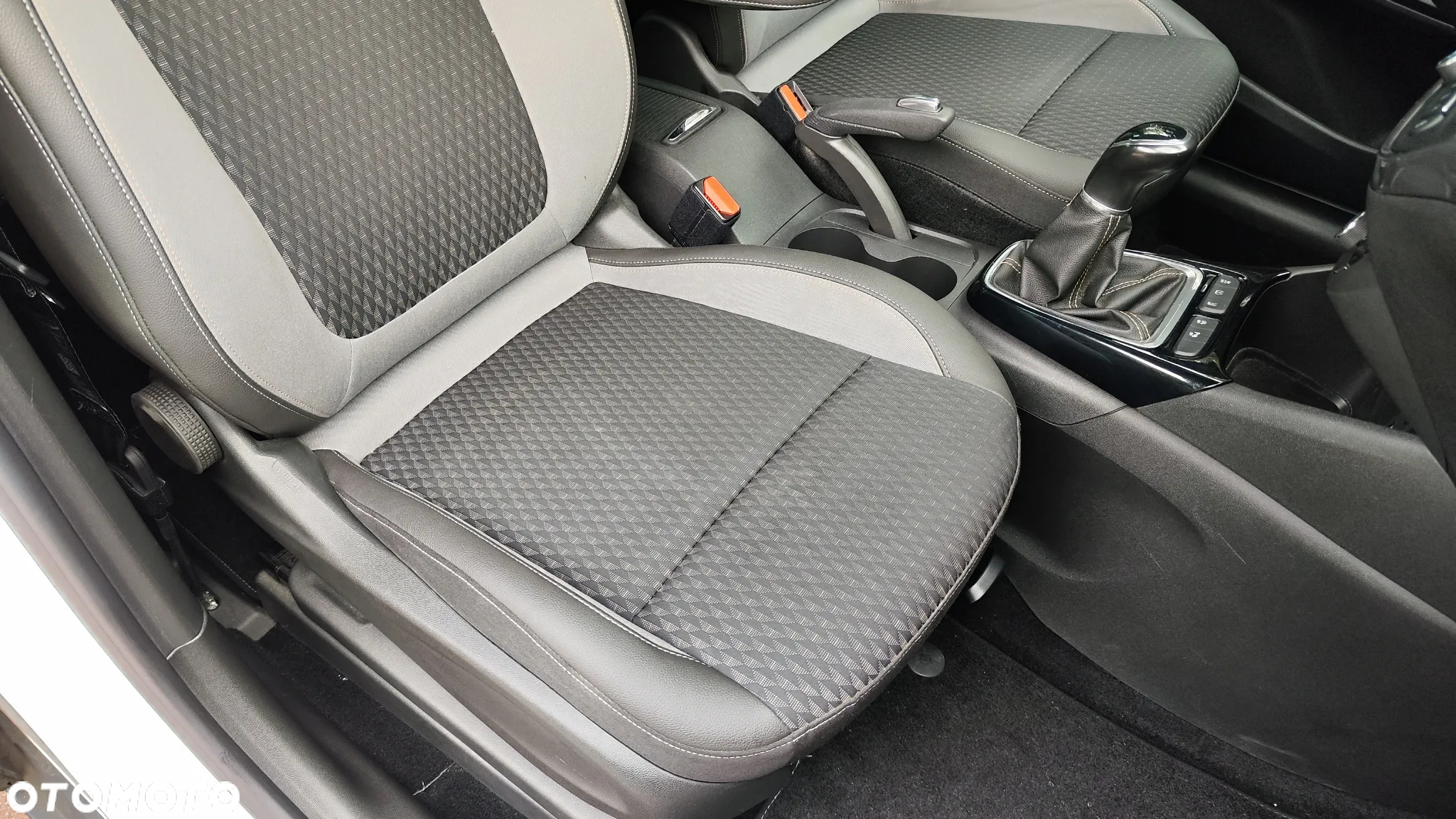 Opel Crossland X 1.2 Start/Stop Innovation - 29