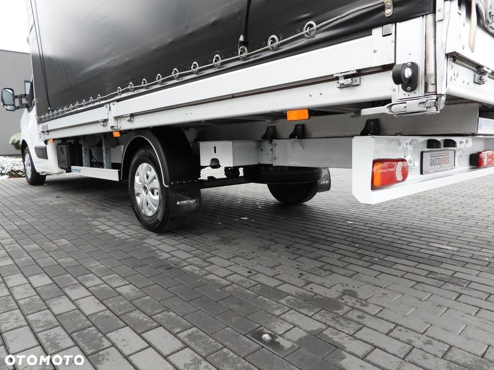 Renault MASTER PLANDEKA 10 PALET TEMPOMAT LEDY PNEUMATYKA KLIMATYZACJA  165KM - 17