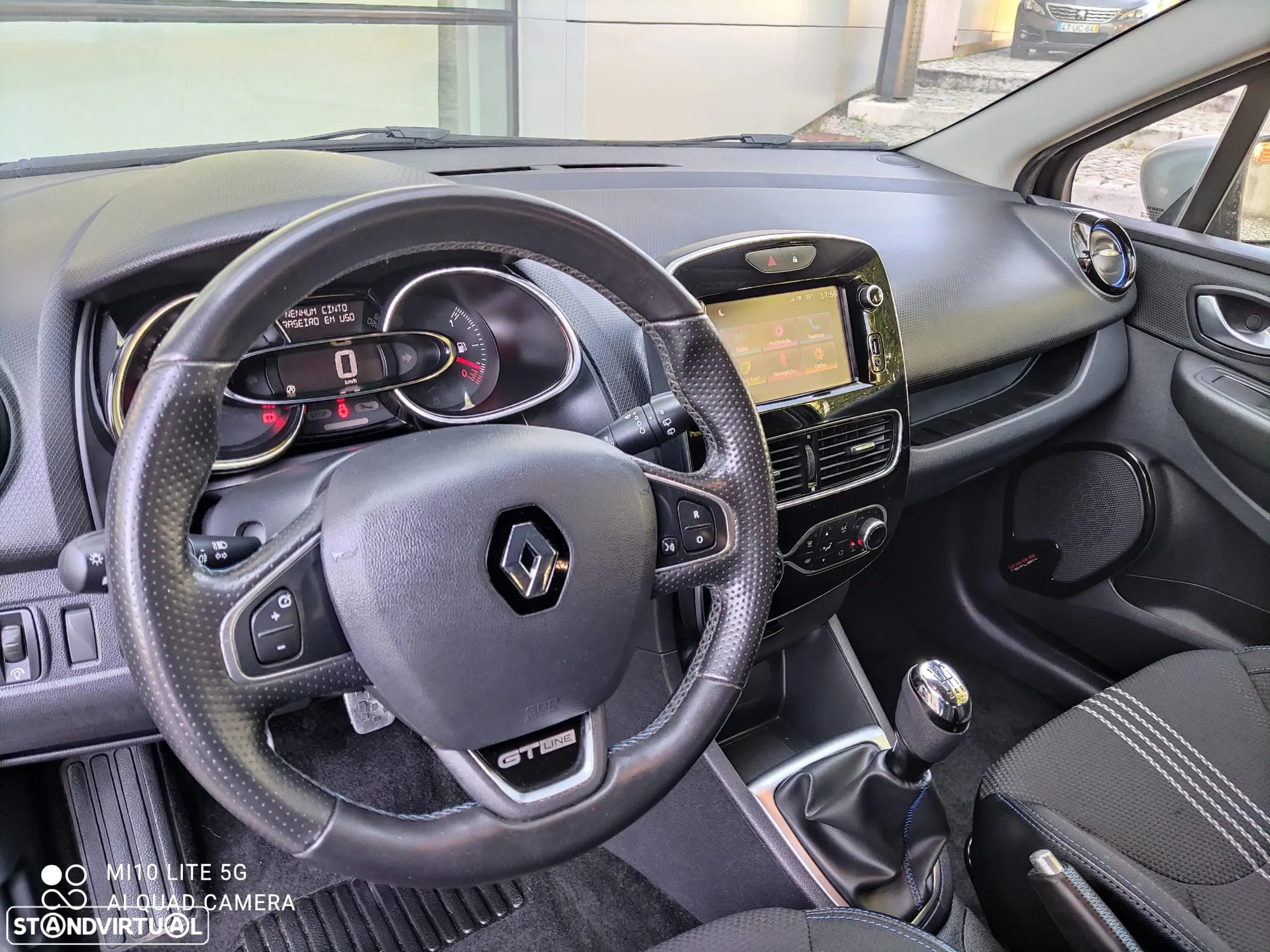 Renault Clio Sport Tourer 1.5 dCi GT Line - 11