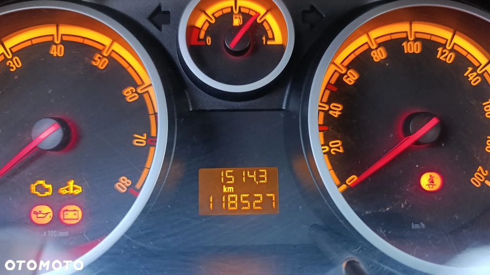 Opel Corsa - 8