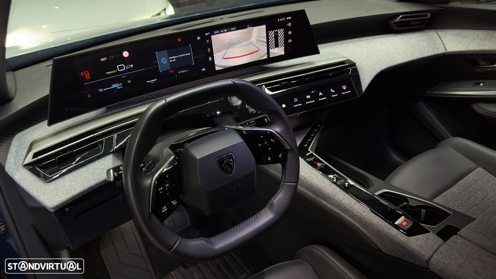 Peugeot E-3008 Allure - 52
