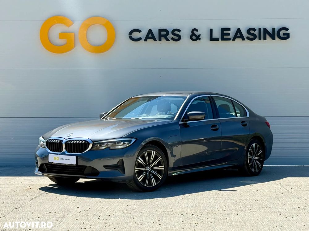 BMW Seria 3 330e Aut. Sport Line - 1