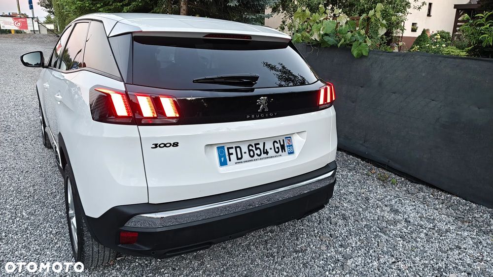 Peugeot 3008 - 24