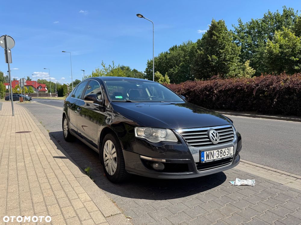Volkswagen Passat 2.0 FSI Highline - 4