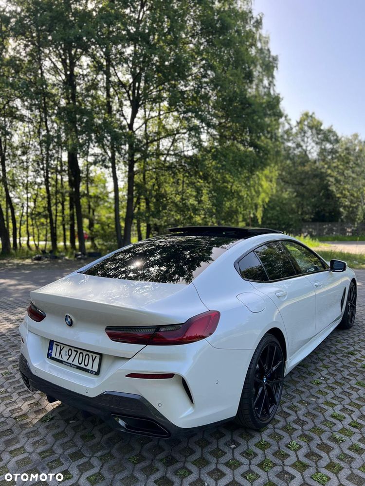 BMW Seria 8 - 36