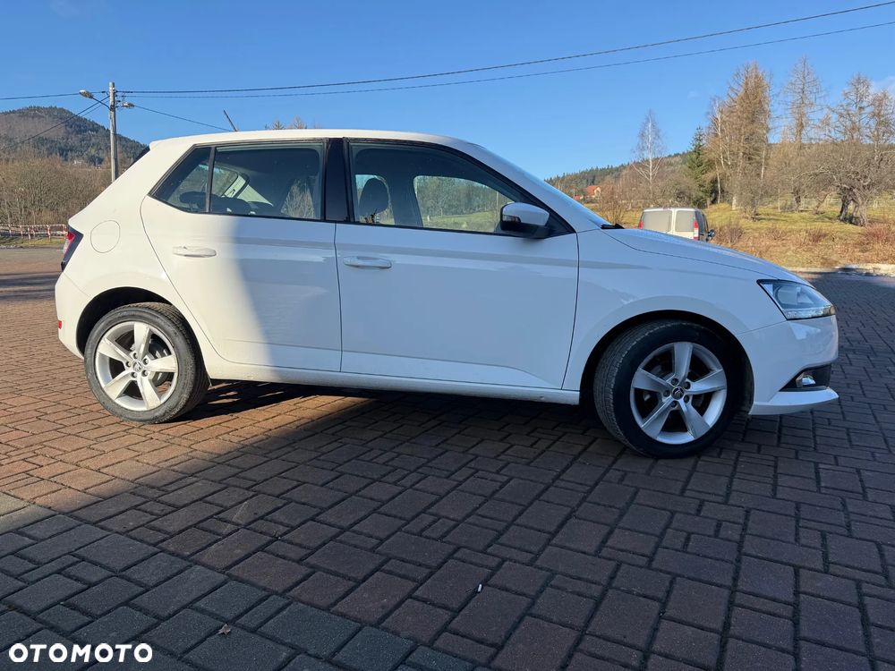 Skoda Fabia 1.0 MPI Soleil - 4
