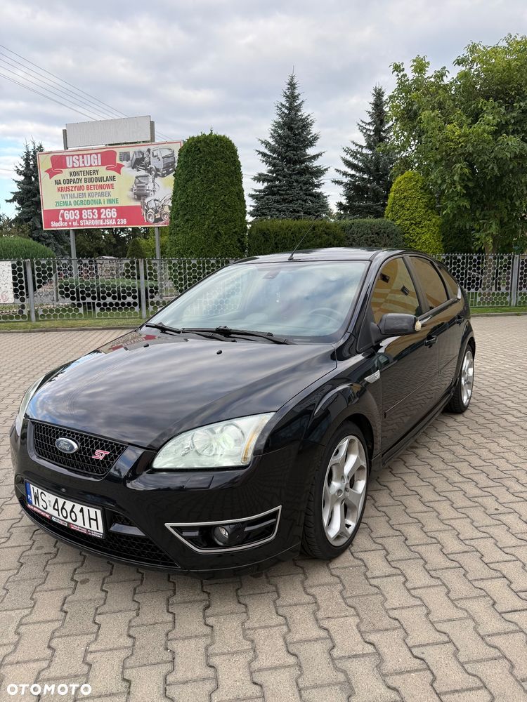 Ford Focus - 1