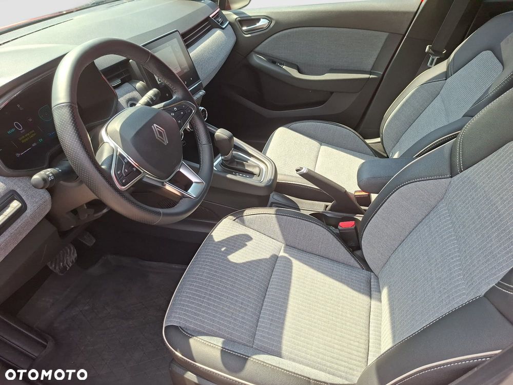 Renault Clio - 10