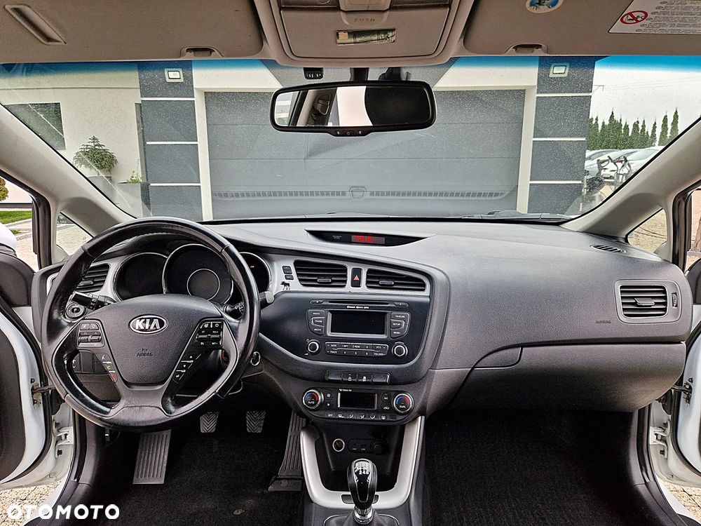 Kia Ceed 1.6 Crdi M Euro2012 - 3