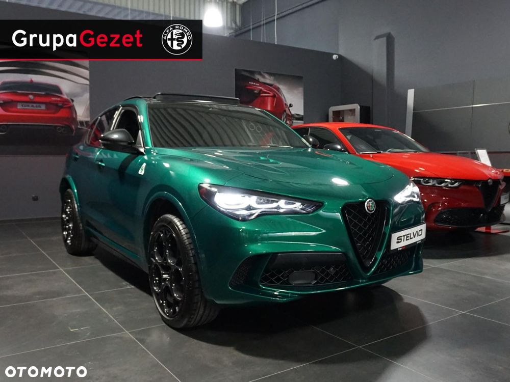 Alfa Romeo Stelvio - 1