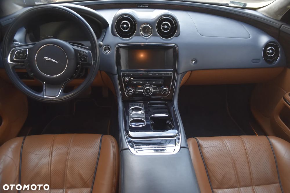 Jaguar XJ 3.0 V6 S Premium Luxury - 9