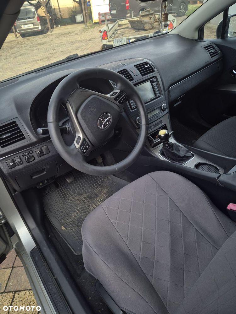 Toyota Avensis 2.0 D-4D Sol+NAVI - 5