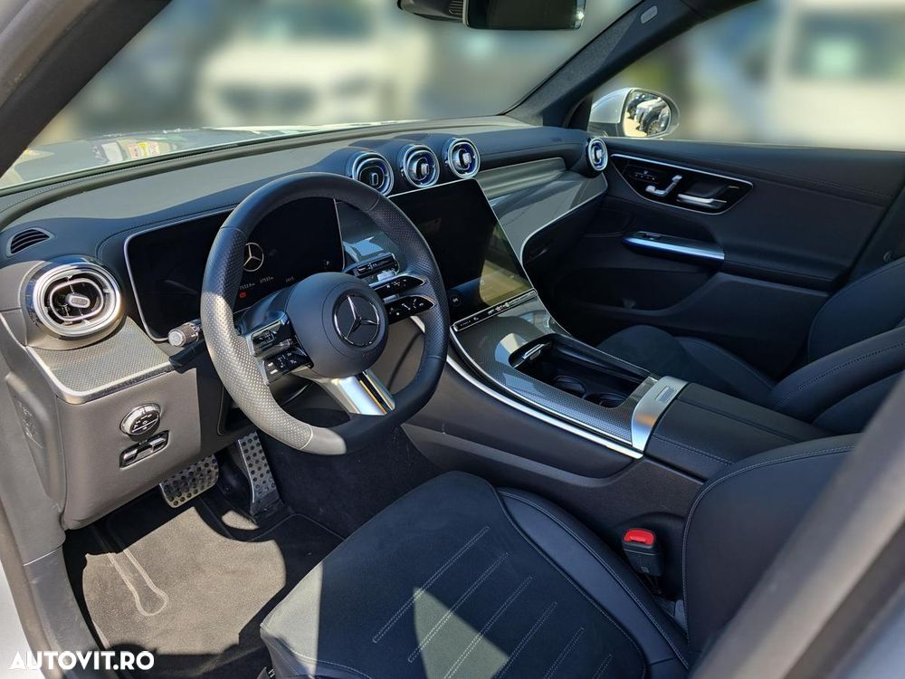 Mercedes-Benz GLC 300 d 4Matic 9G-TRONIC AMG Line Advanced - 9