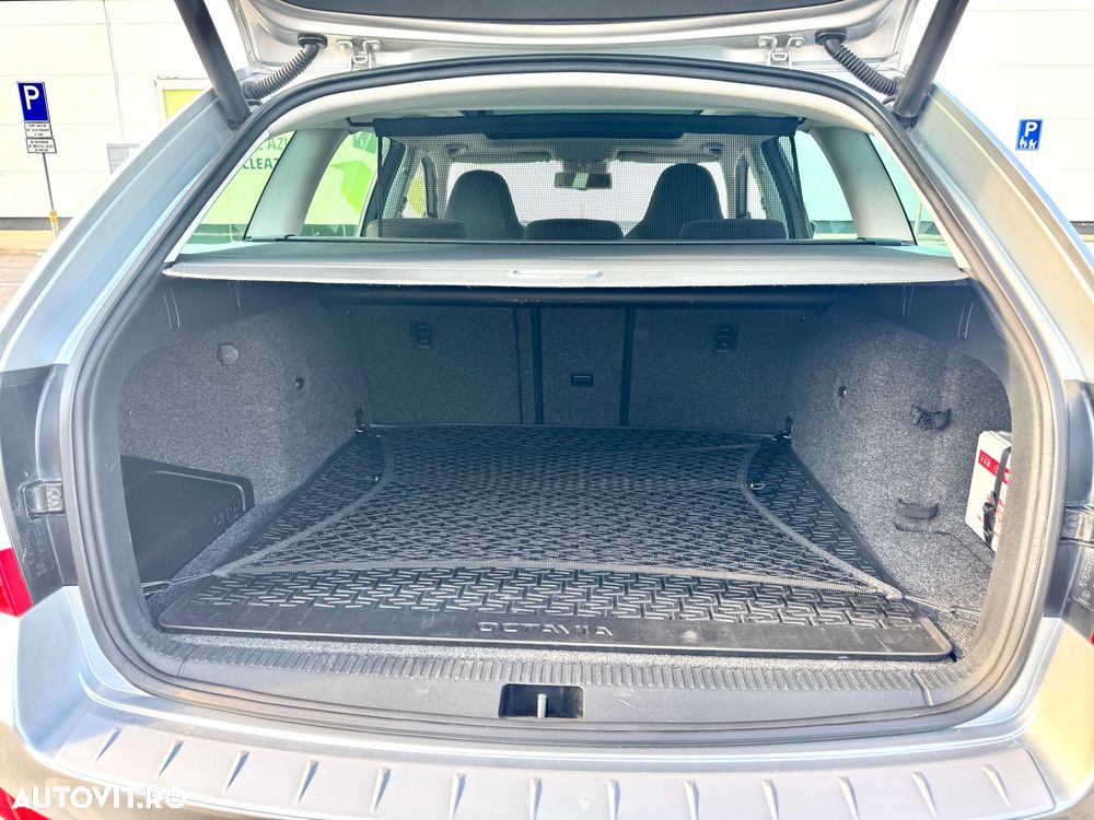 Skoda Octavia 2.0 TDI STYLE DSG - 16