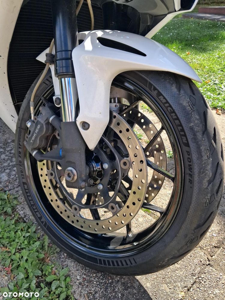 Honda CBR - 12
