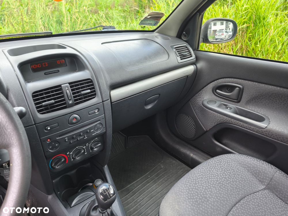Renault Clio - 3