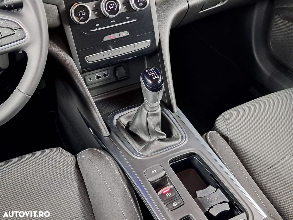 Renault Megane - 21