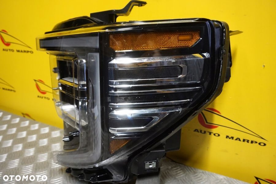 GMC SIERRA 1500 2022 - REFLEKTOR LAMPA PRZÓD LED LEWA SREBRNA USA - 5