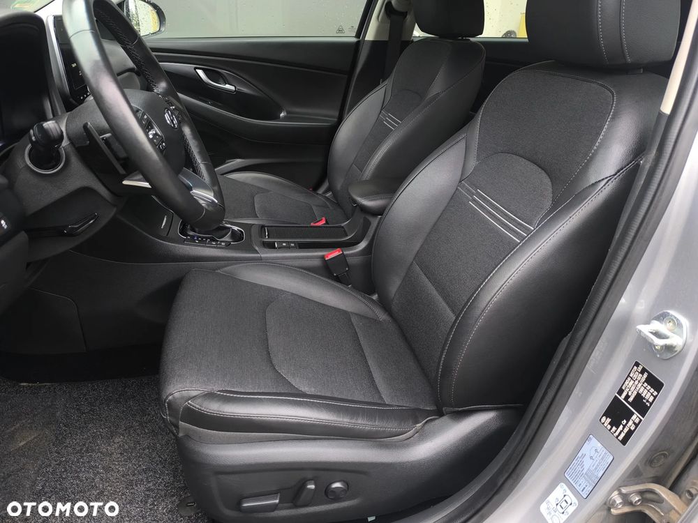 Hyundai i30 1.6 CRDI 48V-Hybrid DCT Prime - 7