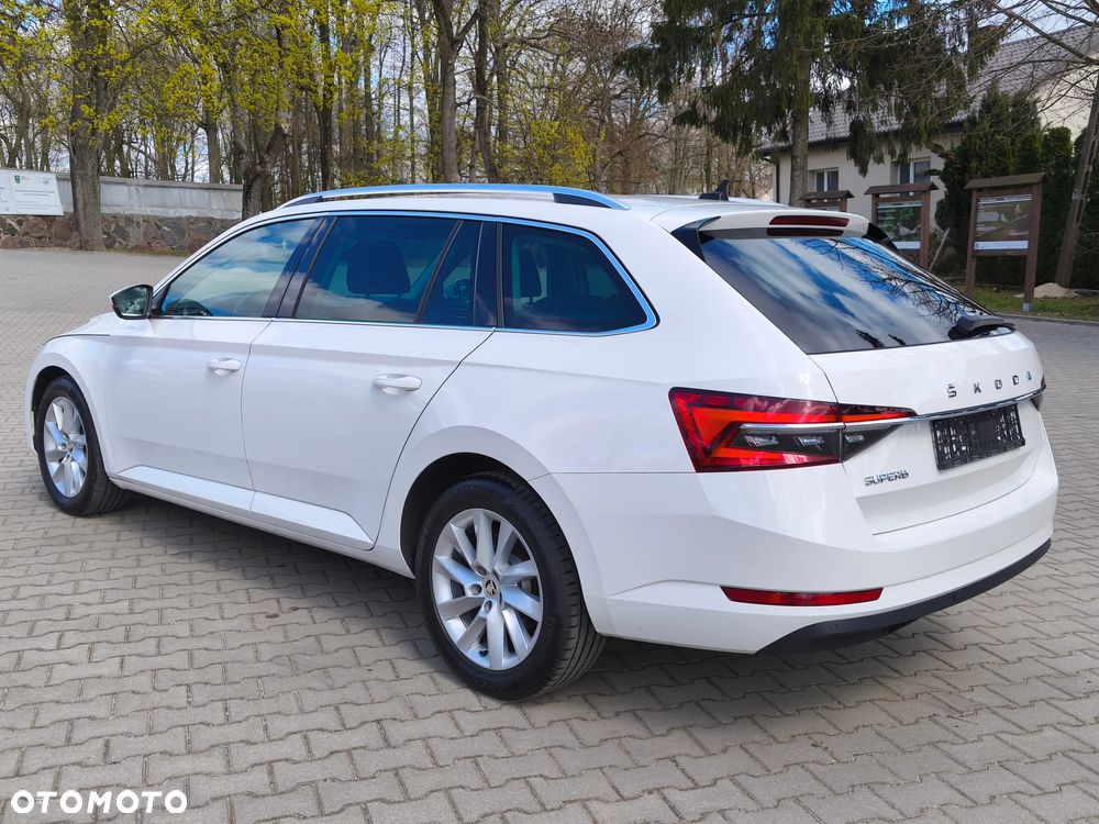 Skoda Superb 2.0 TDI DSG Ambition - 13