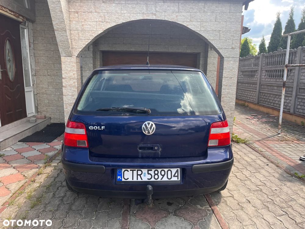 Volkswagen Golf - 4