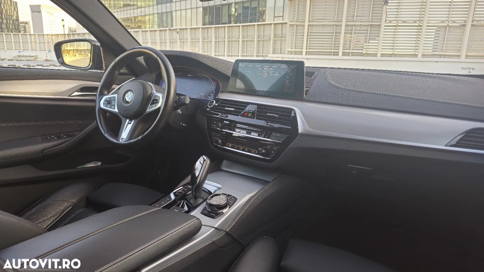BMW Seria 5 530e Aut. Luxury Line - 15