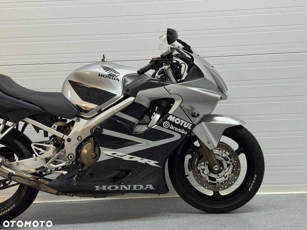 Honda CBR - 7