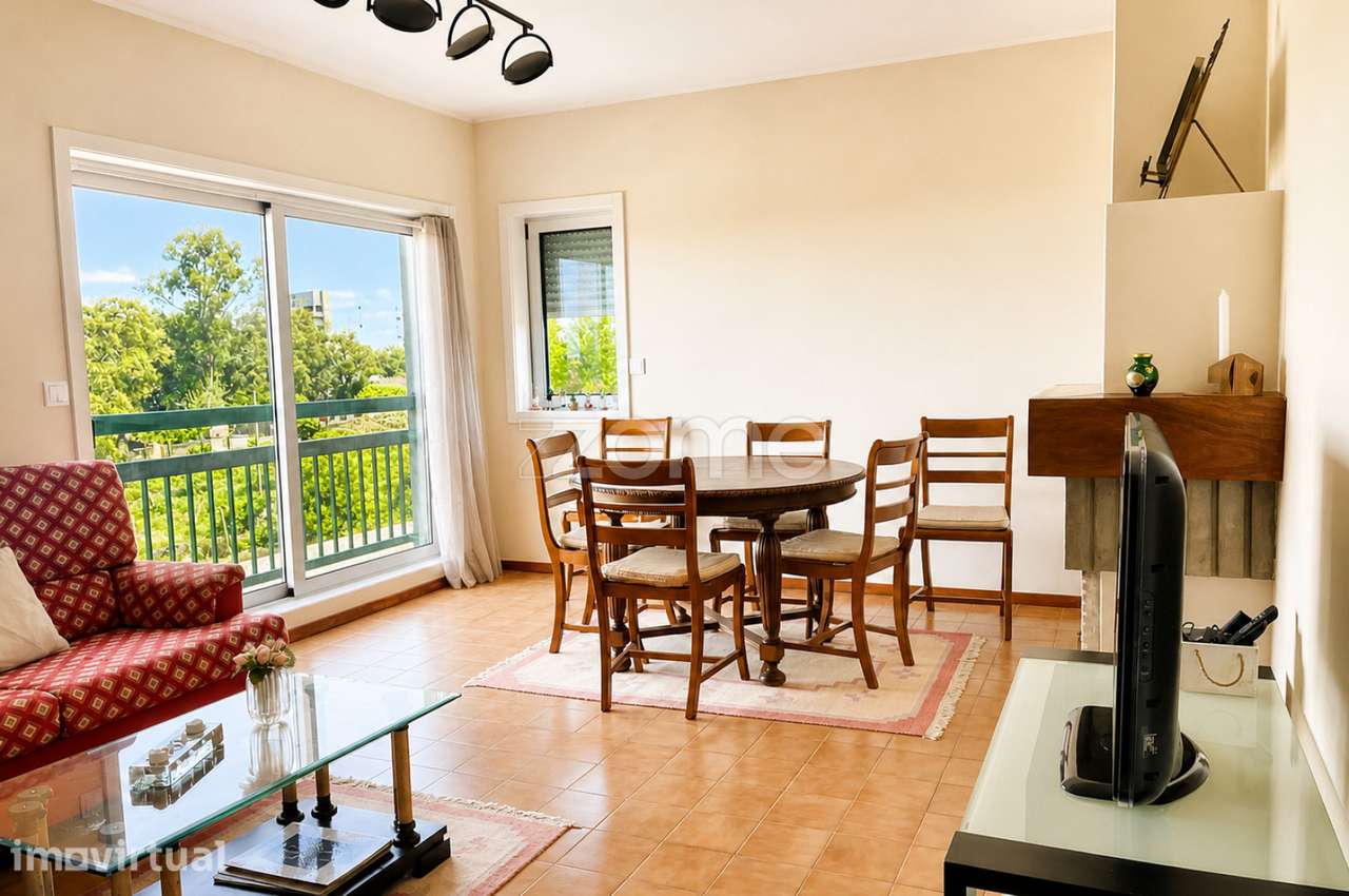 Apartamento T1 com garagem e arrumos - Grande imagem: 3/15