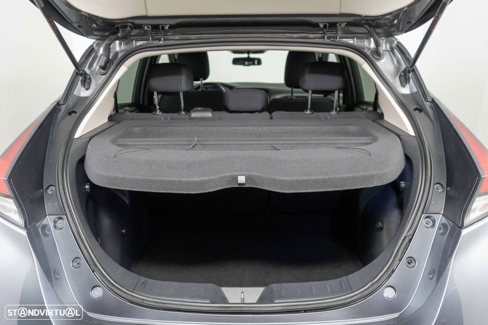 Nissan Leaf N-Connecta - 11