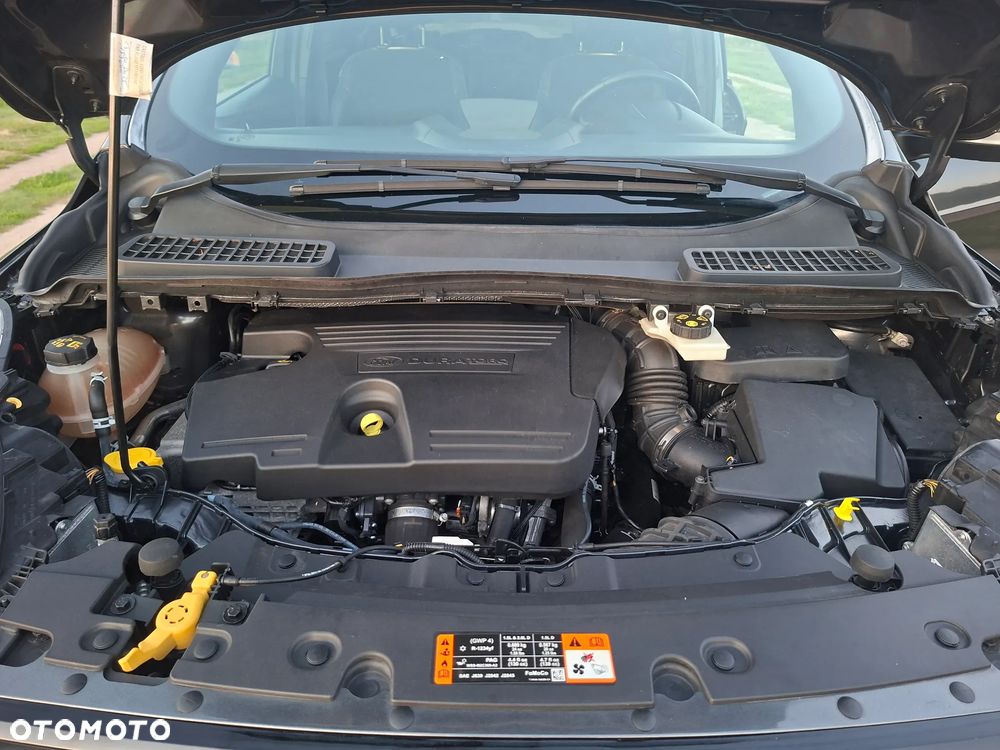 Ford Kuga 2.0 TDCi 2x4 ST-Line - 27