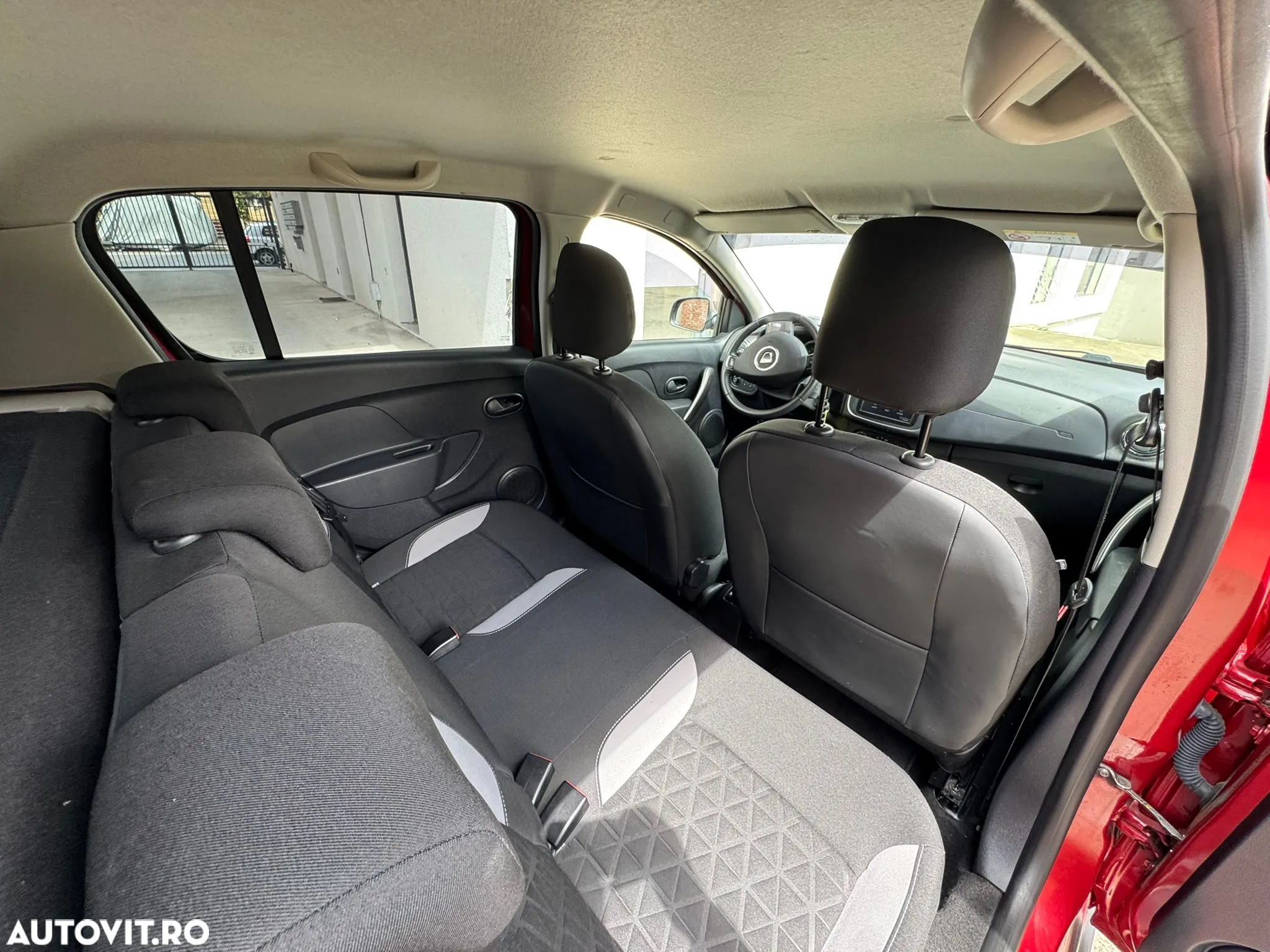 Dacia Sandero 0.9 Stepway - 6