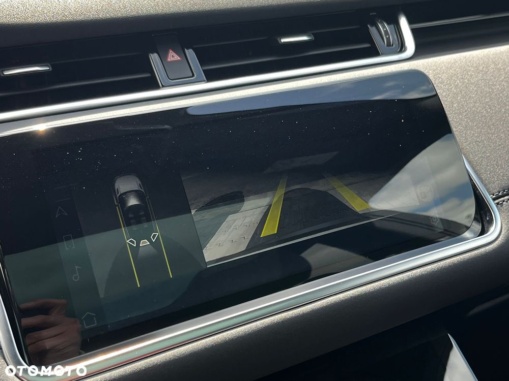 Land Rover Discovery 3.0 D250 mHEV R-Dynamic S - 17