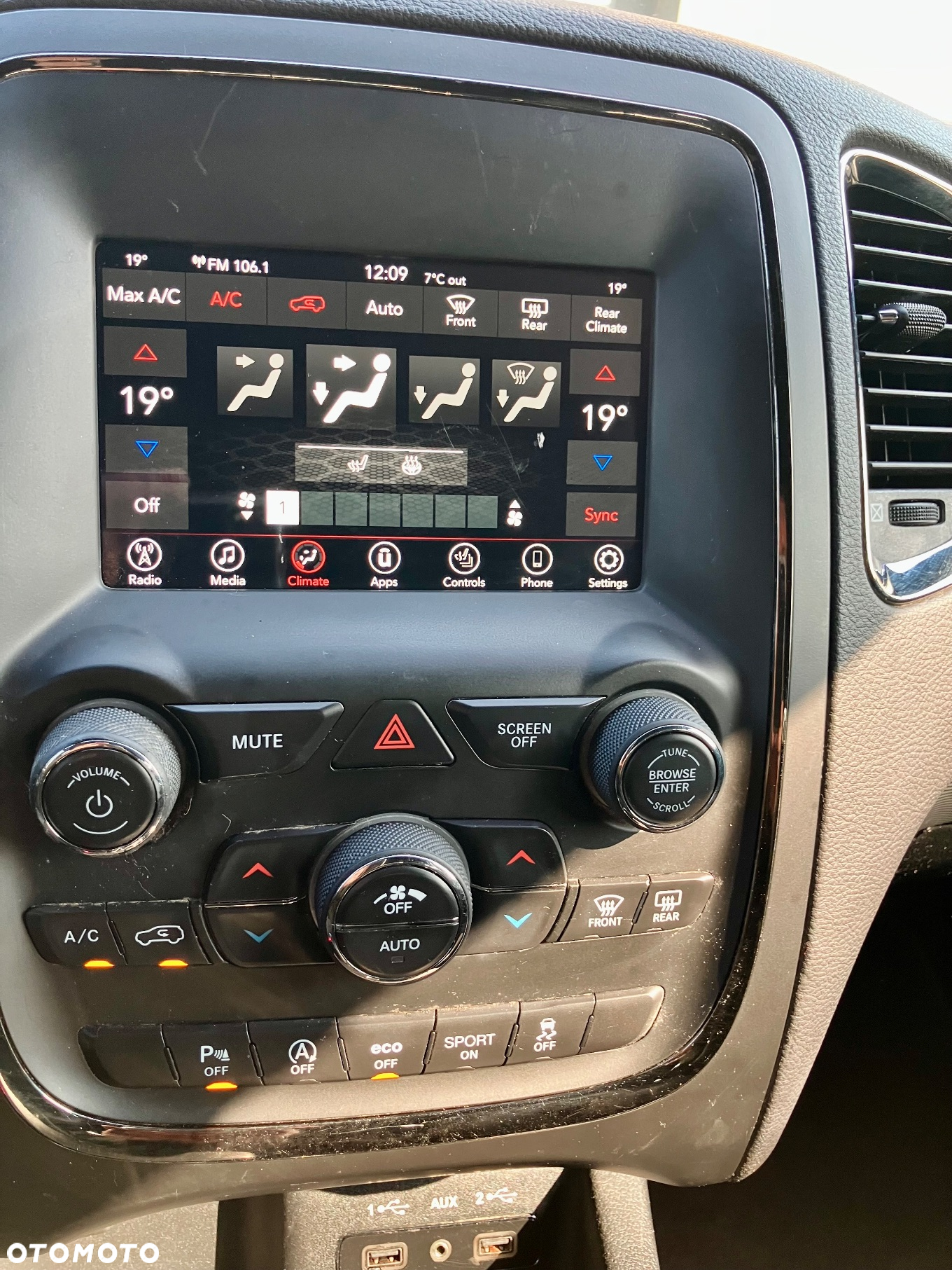 Dodge Durango - 36