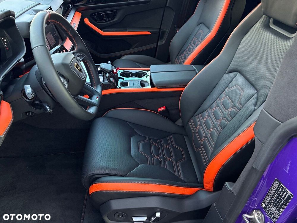 Lamborghini Urus - 9