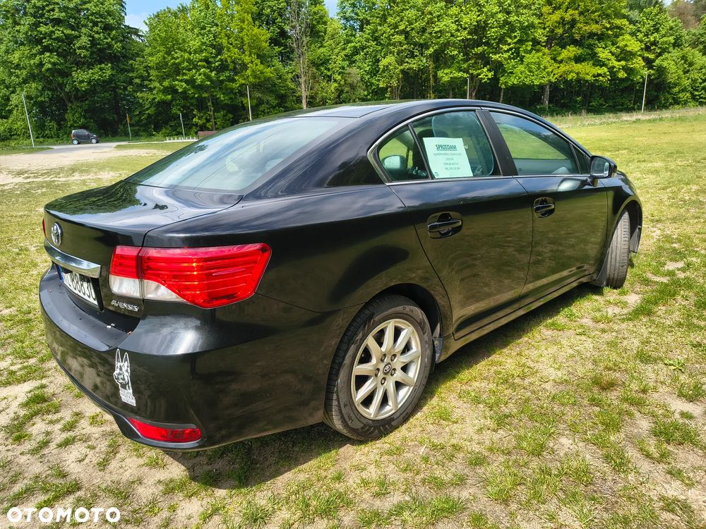 Toyota Avensis 1.8 Life - 4
