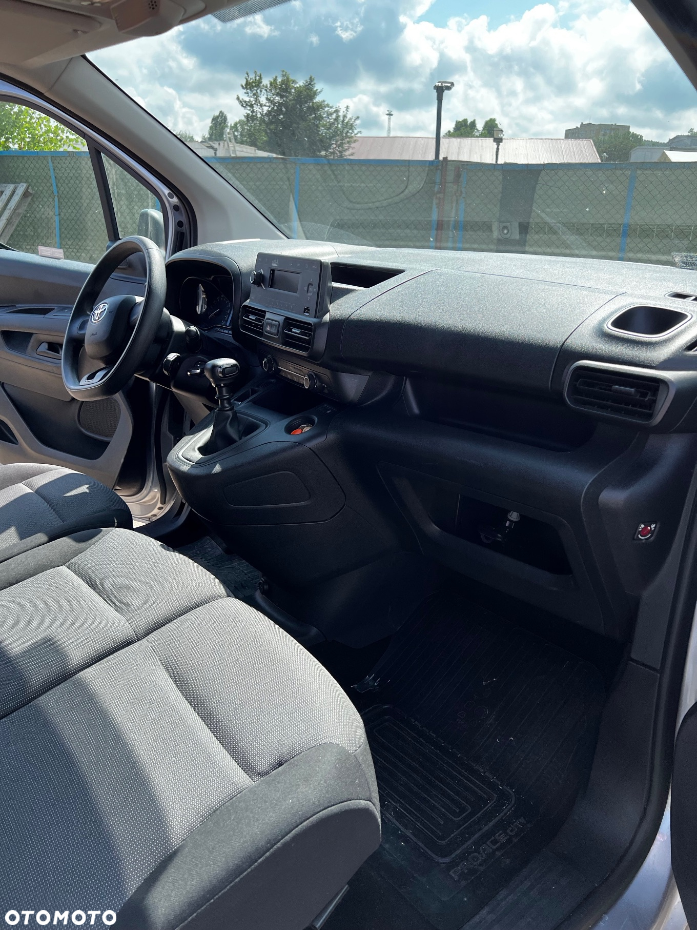 Toyota ProAce - 11