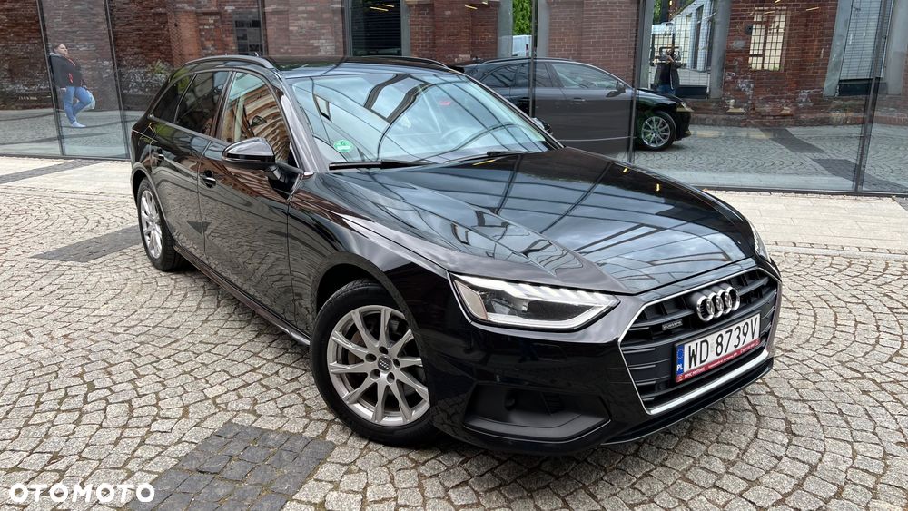 Audi A4 Avant 40 TDI Quattro S tronic - 5