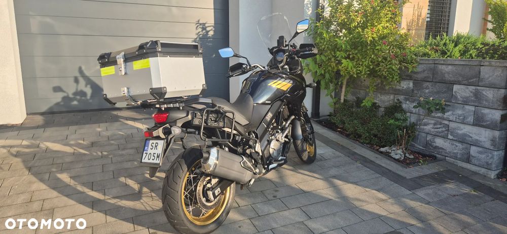 Suzuki V-STROM - 8