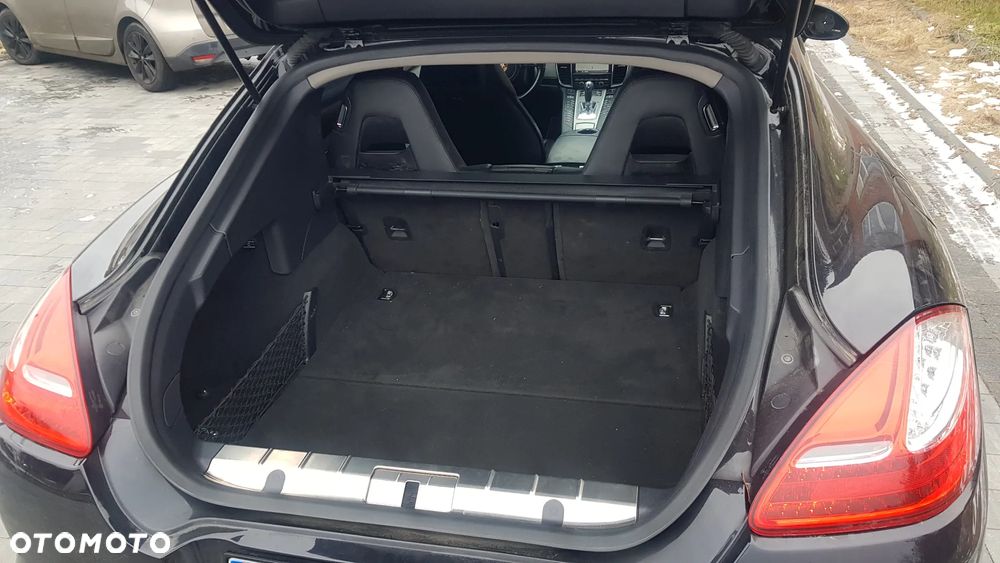 Porsche Panamera 4S PDK - 20