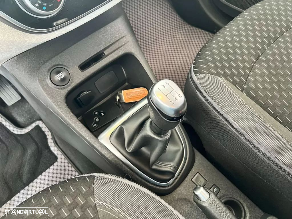 Renault Captur 0.9 TCE Zen - 15