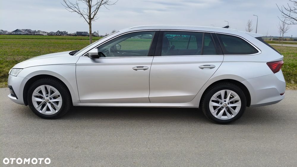 Skoda Octavia 2.0 TDI 4x4 Style DSG - 5