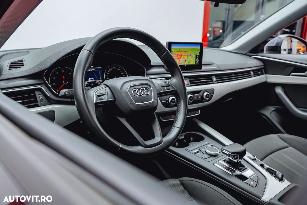 Audi A4 35 TFSI S tronic MHEV Advanced - 14