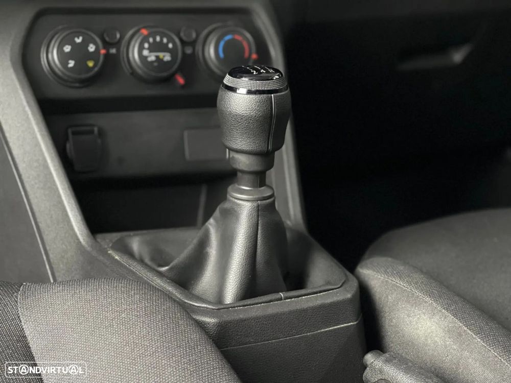 Dacia Sandero 1.0 SCe Essential - 8