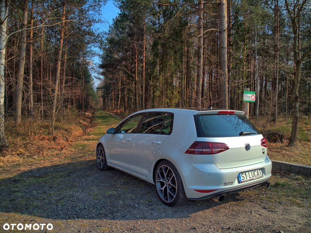 Volkswagen Golf 1.4 TSI BMT ACT Highline DSG - 3