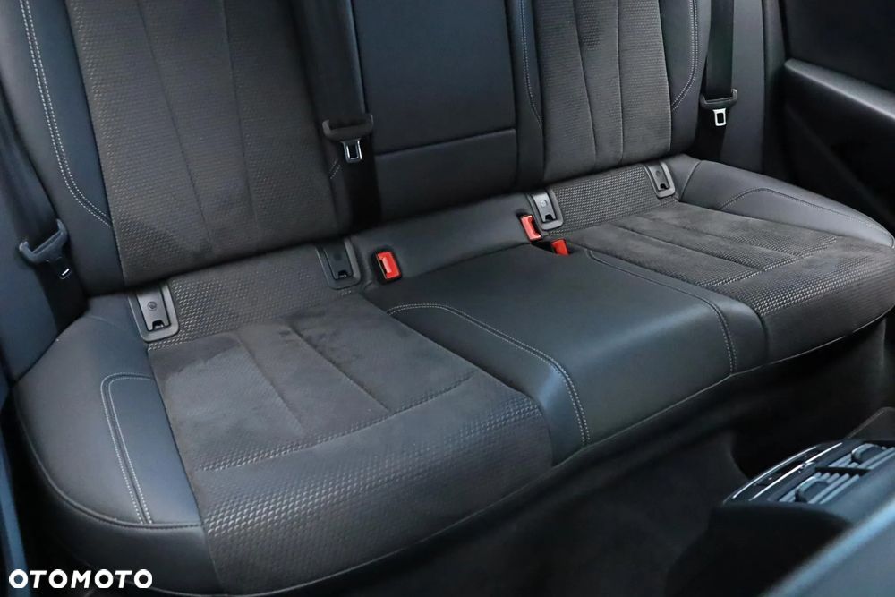 Audi A4 - 14