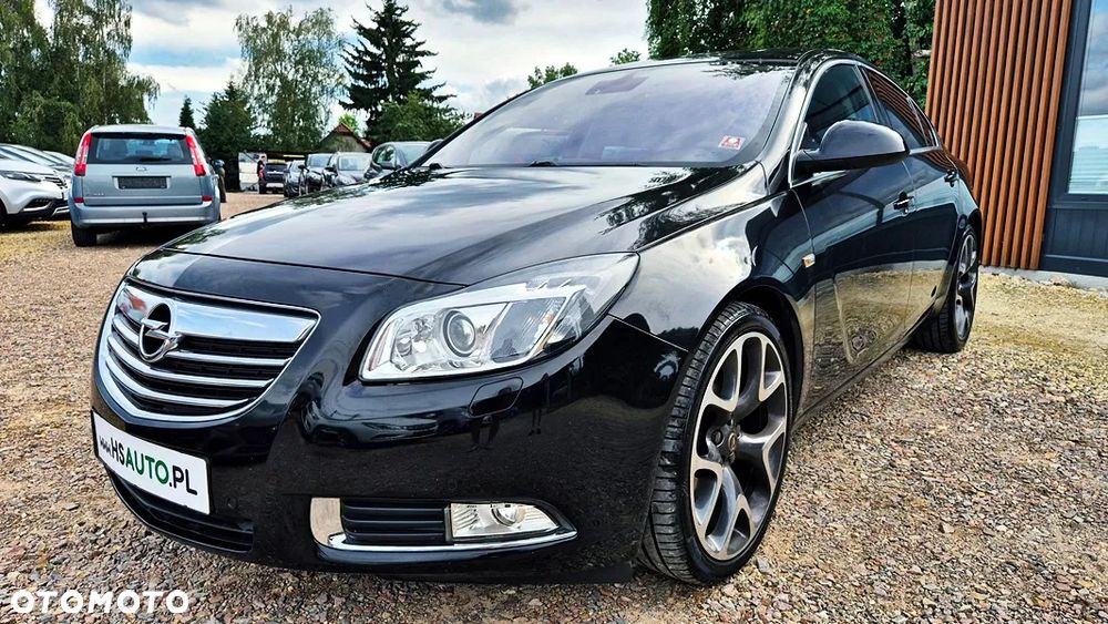 Opel Insignia - 1